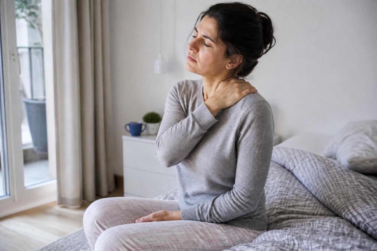 Fibromyalgie : premiers signes, points douloureux et traitements qui aident vraiment 2 découvrez les premiers signes de la fibromyalgie, les points douloureux caractéristiques et les traitements efficaces pour mieux gérer cette maladie chronique.